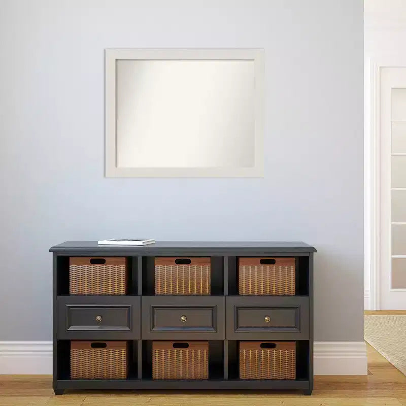 Specchio da parete stretto rustico bianco con cornice in polistirene, 32" x 26": montaggio a parete -