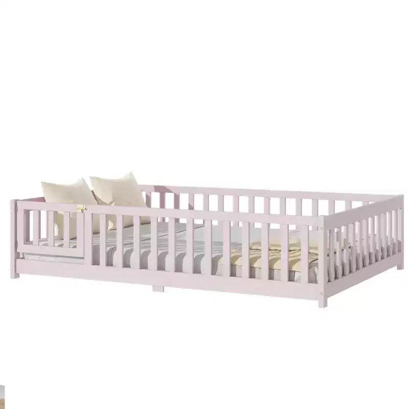 Letto completo a pavimento con recinzione e porta, sponde in legno di gomma rosa