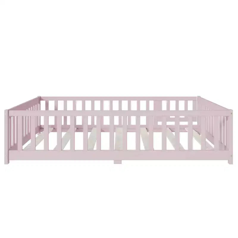 Letto completo a pavimento con recinzione e porta, sponde in legno di gomma rosa