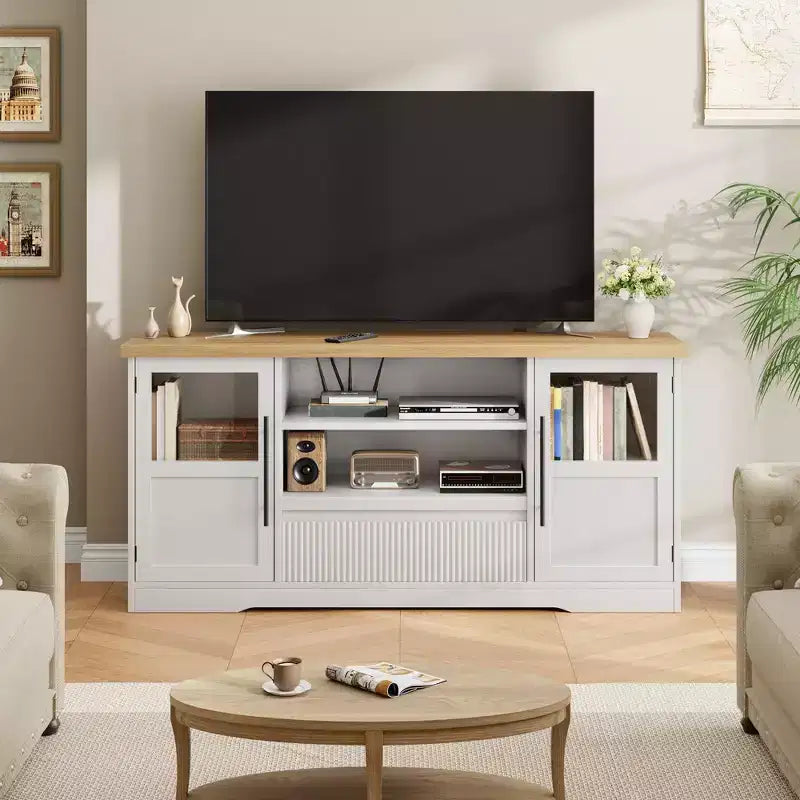 Mobile TV da 63 pollici per televisori fino a 75 pollici con ante in vetro e ripiani aperti, console multimediale moderna stile farmhouse con gestione dei cavi per soggiorno