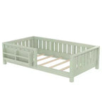 Letto a Pavimento Doppio con Libreria Integrata e Sponda di Sicurezza, Struttura del Letto a Pavimento per Bambini in Legno di Pino, Nessuna Rete a Molle Necessaria, Verde Avocado